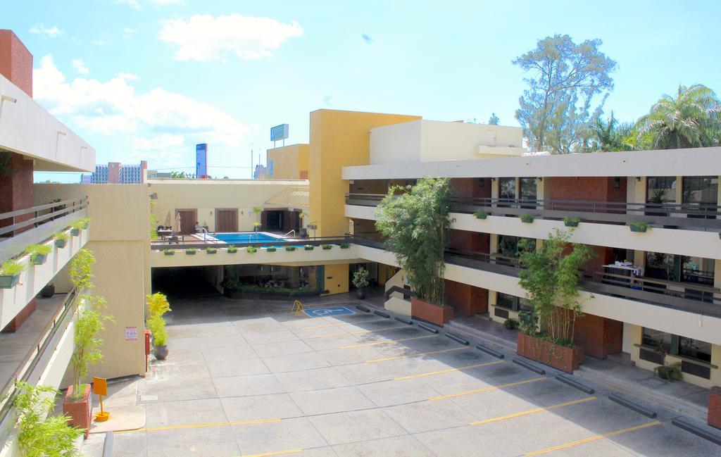 Hafersons Inn Hotel & Suites سيوداد ماديرو المظهر الخارجي الصورة